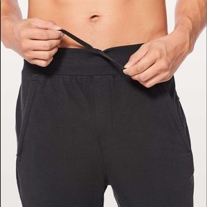 NWT Lululemon Cross Cut sweatpants Men’s XXL